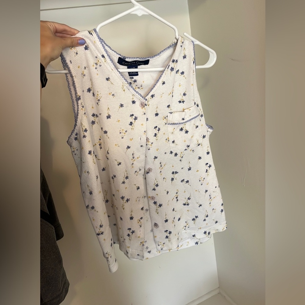 FLORAL BUTTON DOWN TANK